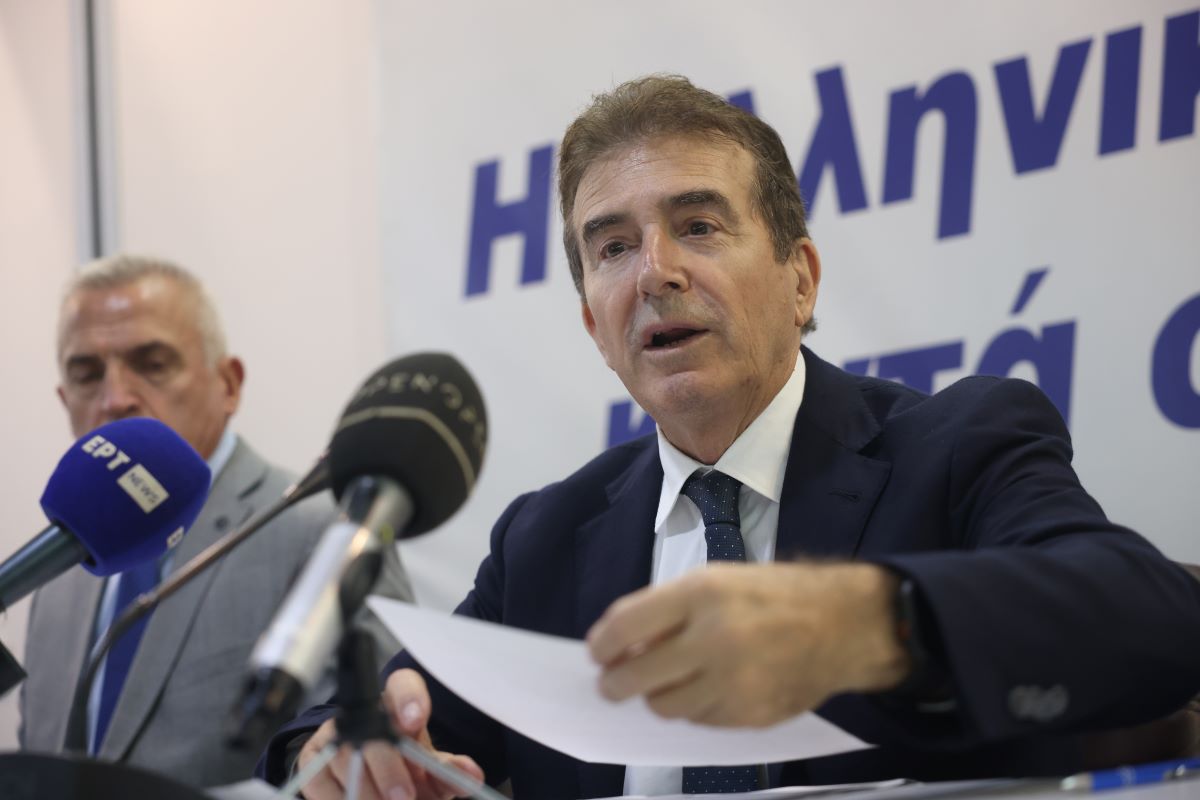 Ο Μιχάλης Χρυσοχοϊδης