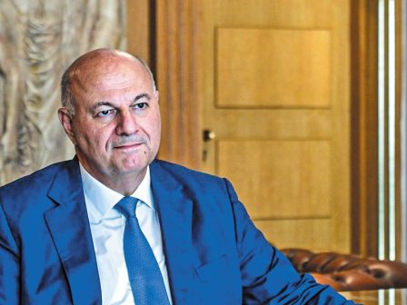 k-tsiaras-i-anakatanomi-ton-diathesimon-poron-borei-na-ginei-se-synennoisi-me-tous-agrotes-362393